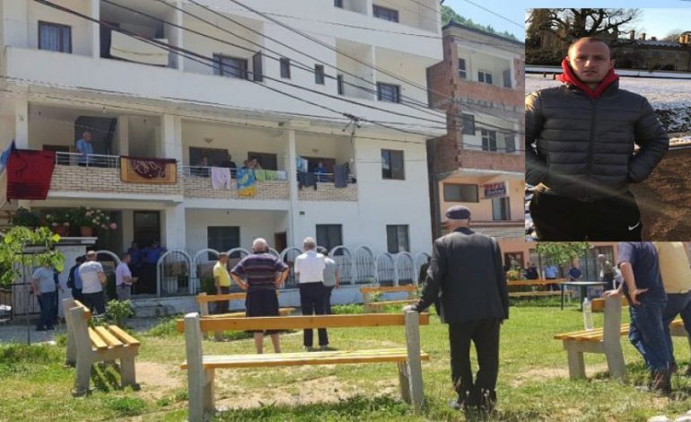 Pak orë para KRIMIT ishte kthyer nga Anglia/ Si e kapi policia te dera e shtëpisë djalin që VRAU prindërit…
