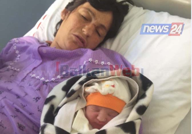 E sëmura mendore lind fëmijë pas abuzimit seksual. Ish-drejtoresha me thirrje të fortë (FOTO)