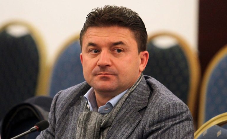 Falsifikoi formularin e vetëdeklarimit/ Gjykata e Tiranës pranon të gjykojë Elvis Roshin