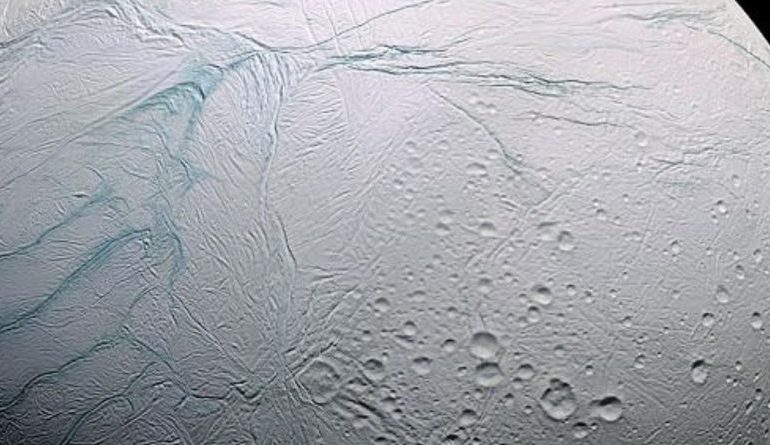 Shpresë për gjetjen e alienëve, kërkimet nisin te hëna e Saturnit Enceladus