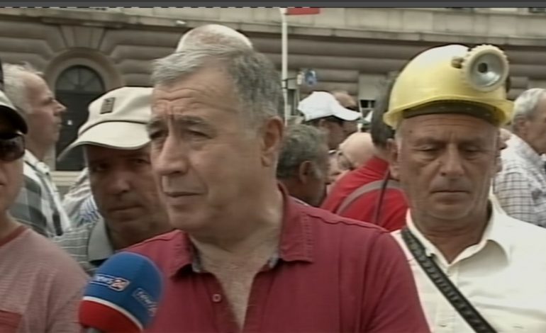 Minatorët heqin dorë nga greva e urisë: E pamundur të ngujohemi, është shumë vapë