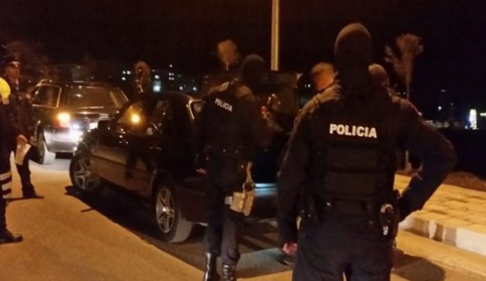ÇFARE PO NDODH NE ELBASAN/ Shoqërohen 105 shtetas, arrestohen 14 dhe 5 shpallen në kërkim, vetëm në një javë…