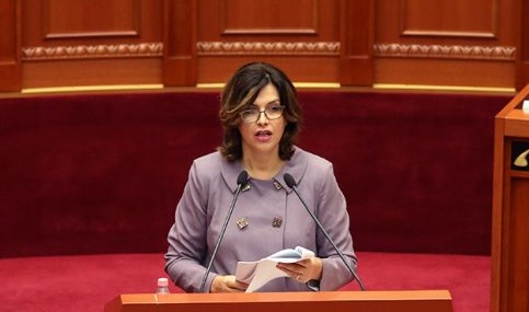 KANDIDATËT NË ZGJEDHJE/ Gentiana Sula: Do kalojnë në filtrin e Autoritetit të Dosjeve të ish-Sigurimit