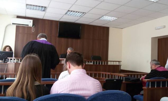 MBYTI ME GURË FOSHNJËN E PORSALINDUR/ Nëna e pranon në Gjykatë: Nuk quhet vrasje e rëndë…