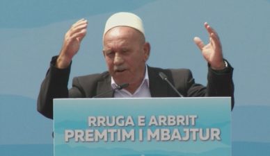 Dibrani 90 vjeçar sfidon Bashën dhe Kryemadhin: Na preu në besë Berisha, “Rruga e Arbrit” të quhet edhe “EDI RAMA”