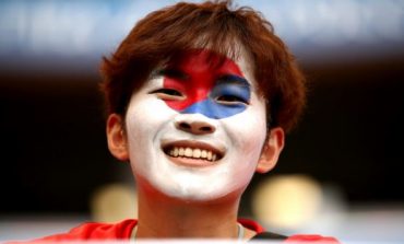 Ekzekutimi i himnit, veprimi " i çuditshëm" i futbollistëve korean