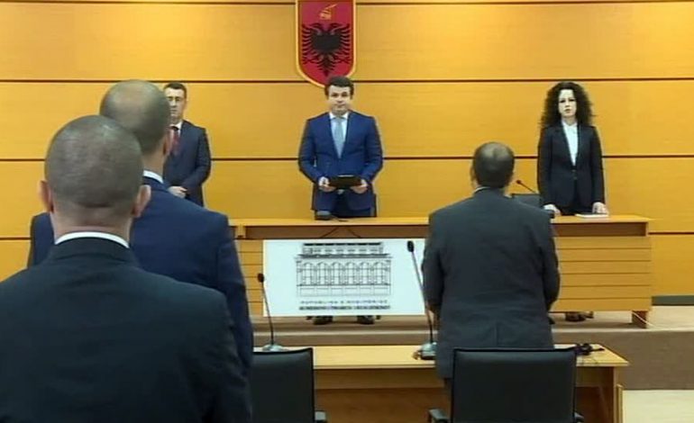 SHKARKOHET PROKURORI I ALDO BARES/ Vettingu: Mbrojti nga hetimi kolegun e korruptuar…