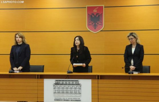 ZBARDHJA E VENDIMIT TË KPK/ Fatmir Hoxha fshehu HUANË për shtëpi nga kunati…