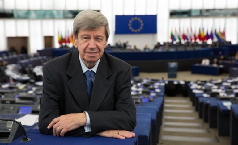 Eurodeputeti Kukan: BE hapi rrugën për negociata me Shqipërinë