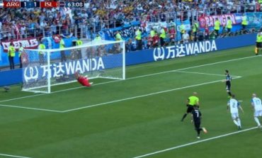 Çmendet komentatori islandez, shikoni euforinë pas penalltisë së pritur ndaj Messit (VIDEO)