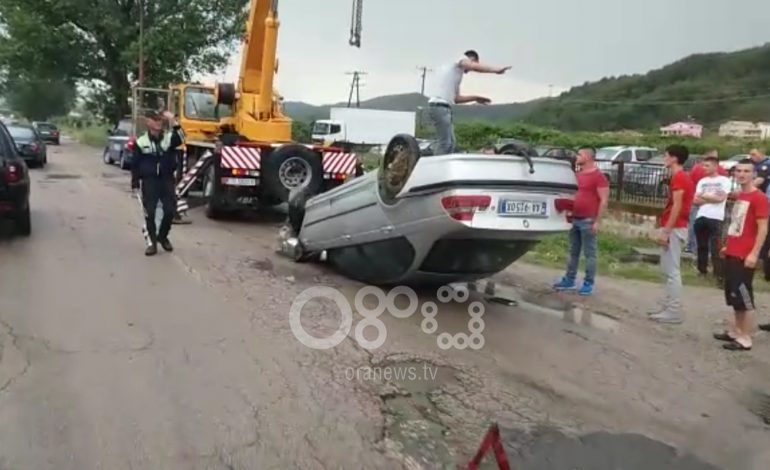 AKSIDENT në rrugën Tiranë-Ndroq/ BMW përmbyset në rrugë pas… (VIDEO)