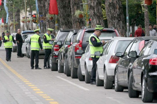 SIGURIMI I AUTOMJETEVE/ Eksperti tregon se si ndryshojnë rregullat për shitblerjen dhe…