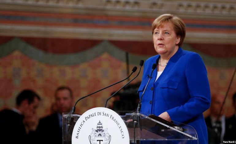 Kancelarja Merkel me qasje përafruese ndaj qeverisë së re italiane, “jo spekullime”