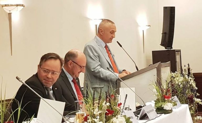 NEGOCIATAT/ Mesazhi që dha Presidenti Meta nga Takimi i Berlinit: Fryma e bashkëpunimi dhe mirëkuptim…