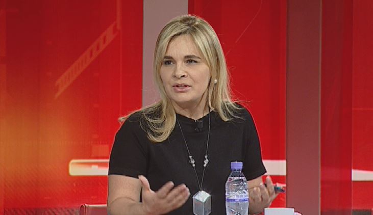 LSI MENDON NDRYSHE NGA BASHA/ Merr në mbrojtje Xhafajn: S’ka përgjegjësi ligjore për të vëllain