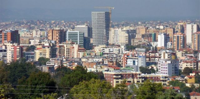 “Lista e zezë” e ndërtuesve/ Artan Lame: Hoqëm 122 subjekte, ka kohë edhe për 134 të tjerët