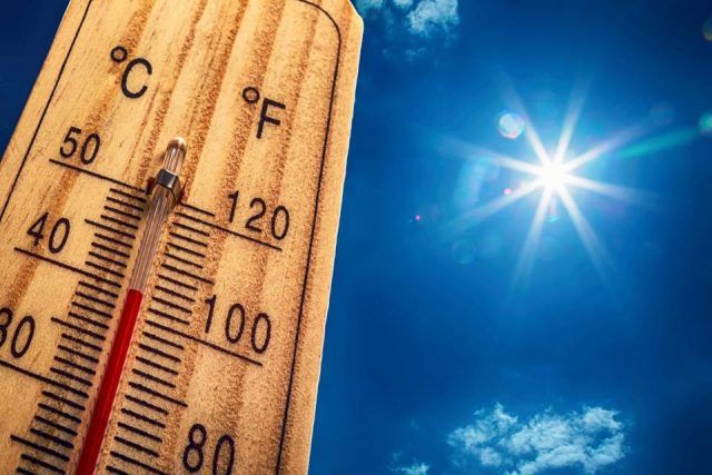 KUJDES ORËT E PARADITES/ Temperaturat do të arrijnë deri në 33 gradë, si parshikohet moti për ditën e sotme