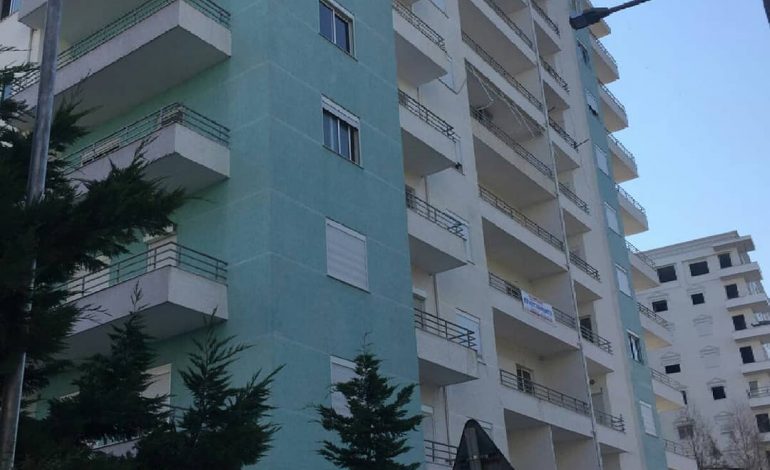 NDODH NË DURRËS/ I gjithë pallati penalizohet nga hajduti. Vidhte…