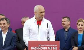 Rama forcon radhët, i merr DY DEPUTETE Shpëtim Idrizit. PDIU mbetet vetëm me një (EMRAT)