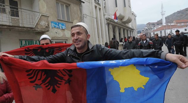 “Ky është skenari për krijimin e ‘Shqipërisë së Madhe’, pa përkrahje ndërkombëtare”