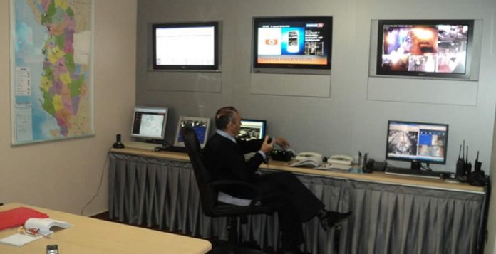 NDODH NE LIBRAZHD/ “Alo shefo…”. Banori i telefonon policisë për ndihmë, por rrezikon burgun