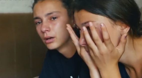 “Ajo as bukën nuk e hante pa ne”, rrëfimi i 6 fëmijëve për nënën e vrarë nga babai (VIDEO)