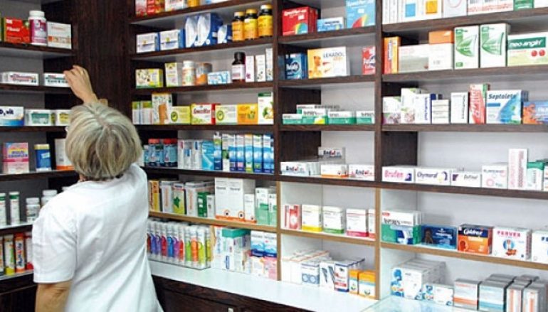 KONTRABANDE me produkte farmaceutike/ Në pranga administratori, farmacistja dhe…