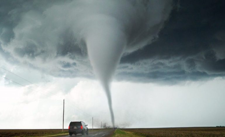 Fenomen i PAZAKONTË në Shqipëri/ Tornado në grykëderdhjen e Vjosës… (VIDEO)