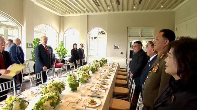 Shakaja e Trump në drekën e punës/ Si reagon Kim Jong-un (VIDEO)