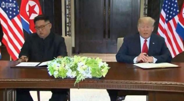Ndodhi: Kim nënshkruan marrëveshjen e denuklarizimit
