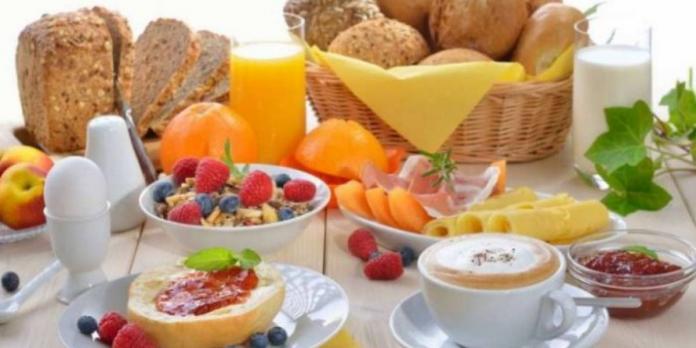 5 ushqimet e stinës që ulin tensionin e lartë të gjakut më shpejt se medikamentet