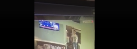 NDODH NË TIRANË/ Ruan kamarierin që të mos e shohë, vajza del me VRAP nga dera a pasme… (VIDEO)