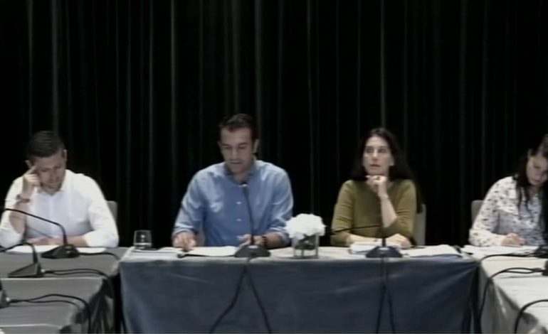 Veliaj dëgjesë me artistët për Teatrin Kombëtar: Për transparencë do jap shpjegime