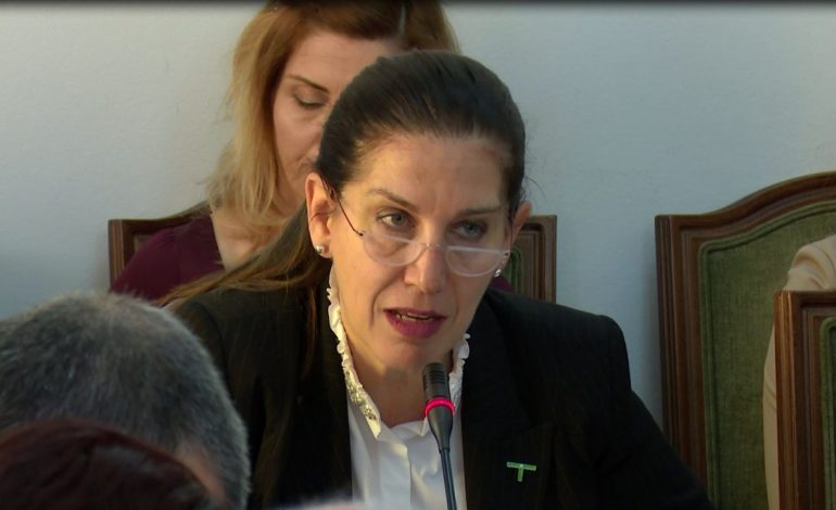 Ministrja Kumbaro nuk merr pjesë nesër në seancën dëgjimore për Teatrin, zbulohet arsyeja