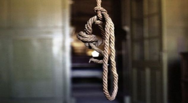 E RENDE NE PERMET/ Familjarët gjejnë të varur djalin 14 vjeçar, kohët e fundit…