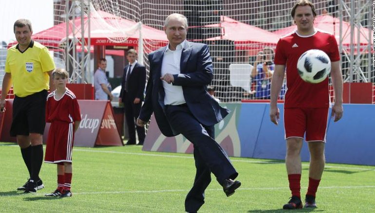 Harrojeni futbollin! Vladimir Putin është fituesi i vërtetë i Kupës Botërore. Ja ARSYET pse