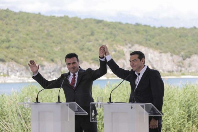 EMRI I RI I MAQEDONISE/ Atmosferë dasme në takimin Cipras-Zaev