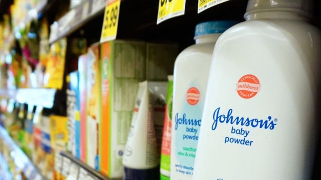 “Johnson & Johnson” do të paguajë 4.7 mld dollarë dëmshpërblim për kancerin në vezore