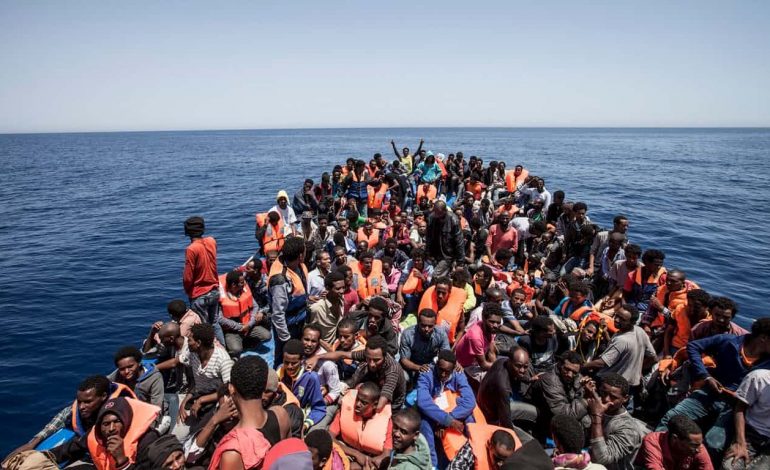 KRIZA E EMIGRANTËVE/ Më shumë se 200 libianë janë mbytur në detin MESDHE për shkak të…