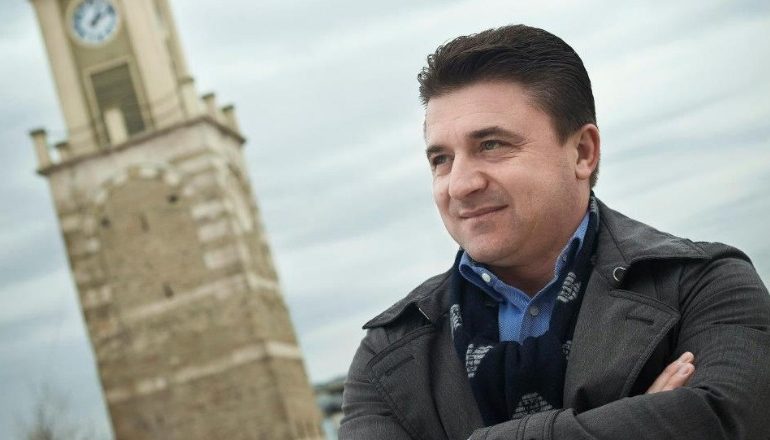 DËNIMI I ELVIS ROSHIT NGA GJYKATA/ Avokati i ish-kryebashkiakut: Ka përdorur 5 EMRA, dhe dosja e PËRDHUNIMIT u…