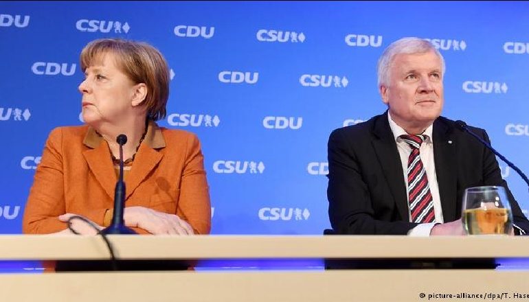 Përplasja me Merkel për emigrantët, dorëhiqet ministri i Brendshëm gjerman