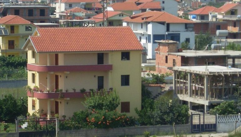 LEGALIZIMET/ Nis në Agjencinë e Pronave pranimi i kërkesave për kompensim
