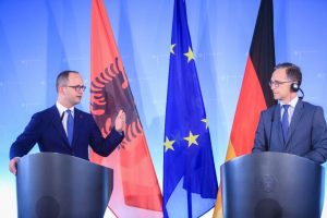 VIZITA/ Ministri i Jashtëm gjerman mesazh Shqipërisë: Keni mbështetjen tonë. Jeni partner i…