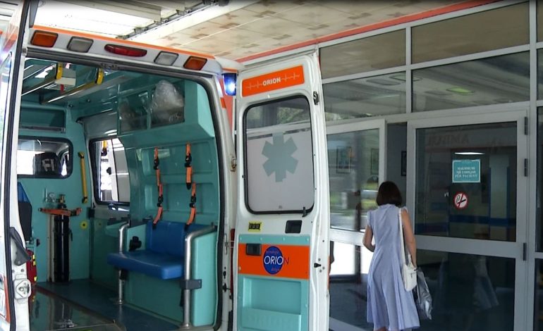SEZONI VEROR/ Nga 4 KORRIKU AMBULANCAT të shpërndara në disa SPITALE. Nga QSUT tek…