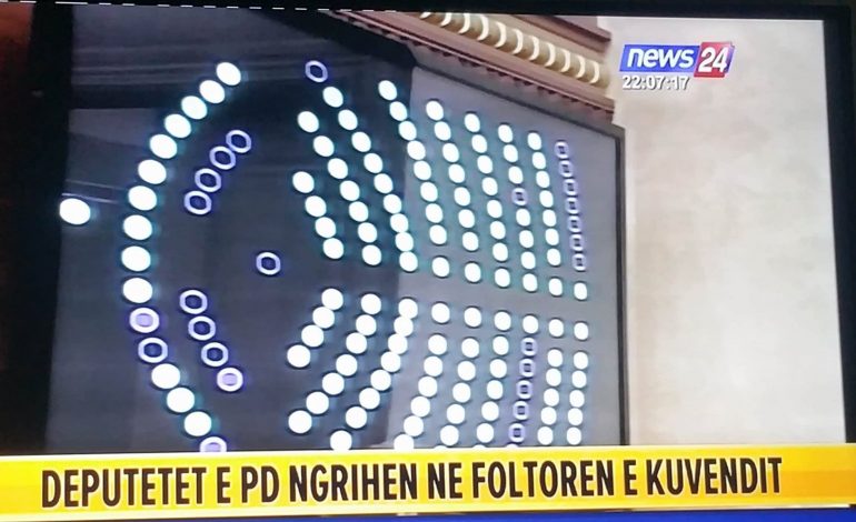 “MES TENSIONESH”/ Miratohet SHEMBJA e godinës së Teatrit Kombëtar. Opozita BRAKTIS…
