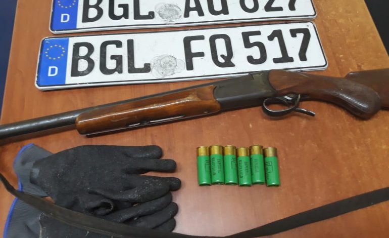 “GANGSTERJA” E FIERIT QË VIDHTE KARBURANTE/ 31-vjeçarja që u kap me MASKA në qytet. Ishte bashkë me…