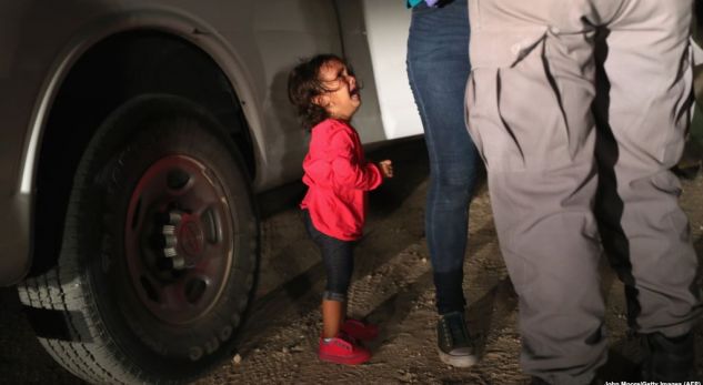 KRIZA E EMIGRANTËVE/ SHBA lejon prindërit të takojnë fëmijët në anën tjetër të kufirit