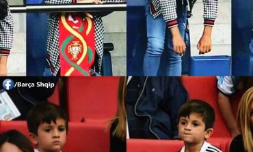 FOTO E TRISHTË/ Eleminimin e Argjentinës dhe Portugalisë nuk e perjeton vetëm Messi dhe Ronalos, por edhe...