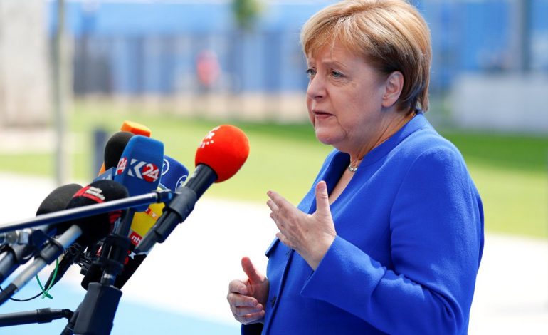 Merkel i përgjigjet Trump për akuzat në lidhje me Rusinë: Jemi të pavarur, ju…