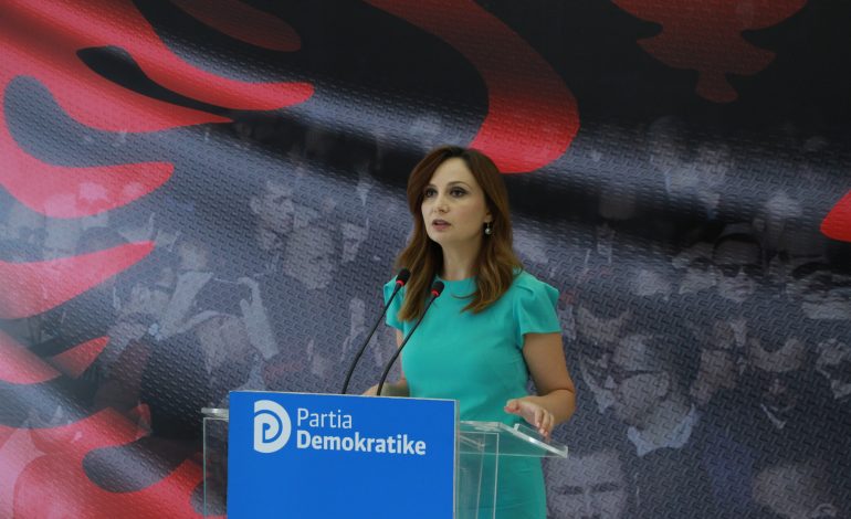DASH nuk fut Shqipërinë në raportin vjetor/ PD: Vendin e zunë rusët, Rama sulmoi kreun amerikan të Dhomës së Tregtisë